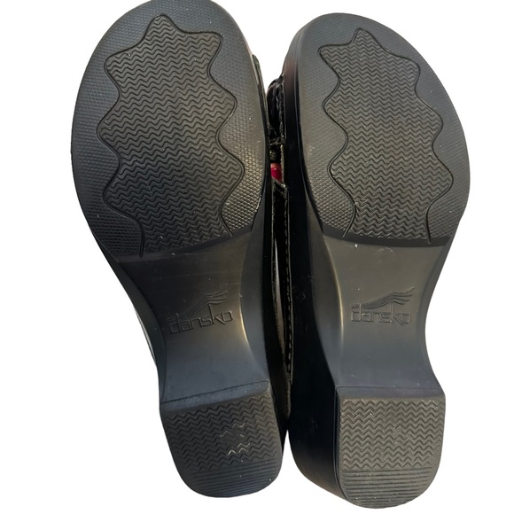 Dansko Sela Clogs 38 US 7.5-8 Patent Leather Strappy Slip On Comfort - Picture 4 of 11